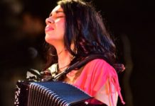 «Έτσι είν’ η… Ζωή» στο El Convento del Arte, για 3η συνεχόμενη χρονιά, με τη Ζωή Τηγανούρια και 16μελή θίασο!