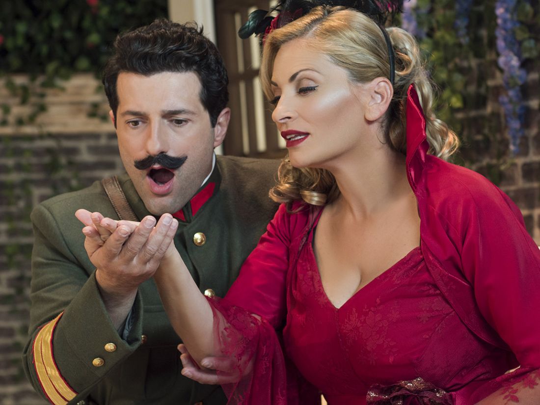 Ο Όθων Μεταξάς γίνεται “Ο Βαφτιστικός της κυρίας” Θεοφανίας Παπαθωμά, σε διασκευή Χάρη Ρώμα, στο θέατρο Αθηναΐς!