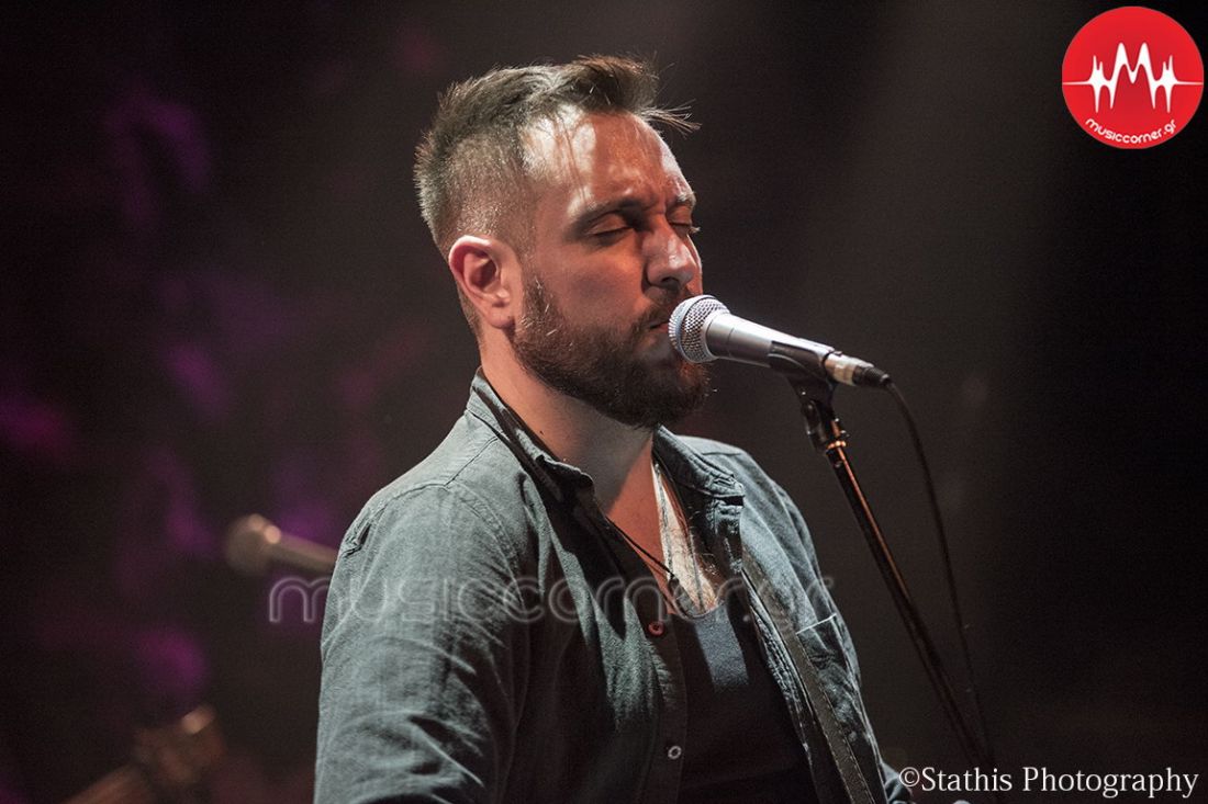 Ο Παρασκευάς Θεοδωράκης στη Σφίγγα, με τον Γιώργο Μητρογιαννόπουλο και τη Γεωργία Κοκορίγκου…