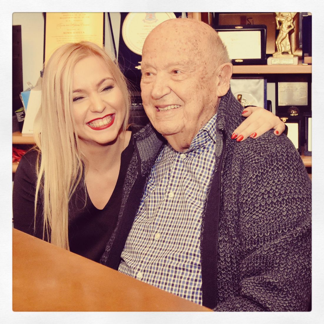 Κυριακή Δερέμπεη – “Πήρες πια τα μάτια σου”