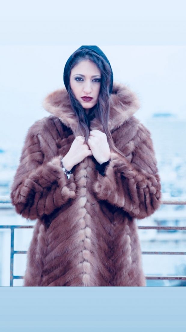 Η Pavlina Styl “κλείνει” τη χρονιά στο Athenaeum Κελάρι…