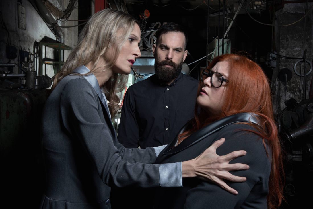 «Χορεύοντας στο Σκοτάδι», για 1η φορά στην Ελλάδα, σε σκηνοθεσία Δημήτρη Καρατζιά… | Νέο ωράριο παραστάσεων