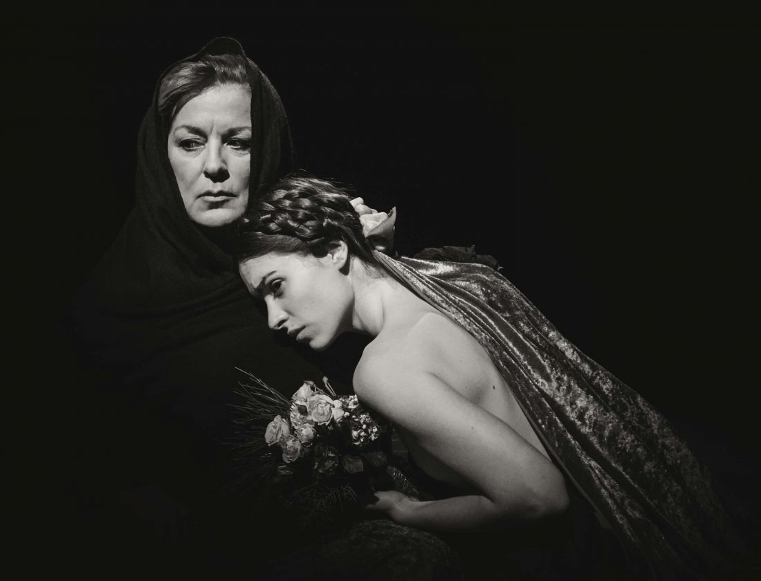 “Αφήστε μου την Άνοιξη” της Σοφίας Αδαμίδου, με την Άννα Παντζέλη και την Ιζαμπέλλα Φούλοπ…