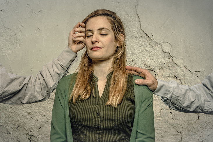 “Η Υπόσχεση” έρχεται να δοθεί στο Θέατρο Φούρνος…