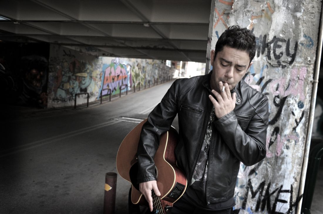 «Της Αγάπης οι Σκιές» έρχονται με τον Λευτέρη Λαγγούση στη Ρότα