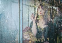 Η Πέμη Ζούνη σκηνοθετεί τον μονόλογο “Όταν η Marylin Monroe μένει μόνη της”, στο El Convento del Arte