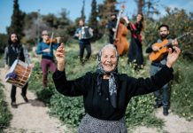 Οι Babo Koro με ήχους από Βαλκάνια και Μεσόγειο, στο Πειραιώς 131