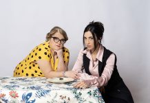 Η “Μαμά” Ελένη Καστάνη, επιστρέφει με την… κόρη της, Ευγενία Σαμαρά, για λίγες παραστάσεις στο Νέο Θέατρο Βασιλάκου