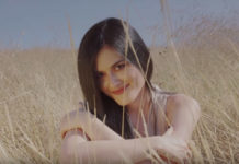 Αλεξάνδρα Κόνιακ – “Φεύγω”