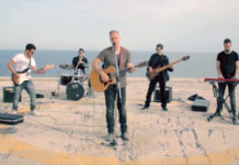 Δημήτρης Νέγκας – “Μια στιγμή”