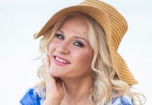 Η “Shirley Valentine”… Μπέσυ Μάλφα, για μια βραδιά στο Χυτήριο!