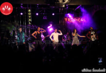 Σε μια από τις τελευταίες βραδιές στην “Ταράτσα του Φοίβου”…