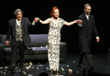 «Η αμφιβολία είναι ένα γλυκόπικρο μαρτύριο, ενώ η βεβαιότητα μια φαρμακερή σιγουριά»… Στην πρεμιέρα του Ανατόλ, στο θέατρο Άλμα