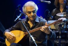 Ο Omar Faruk Tekbilek και ο Brian Keane υποδέχονται τη Yasmin Levy στο Christmas Theater