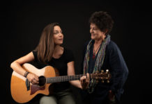 Η Φωτεινή Βελεσιώτου επιστρέφει στο Γυάλινο, με την Κωνσταντίνα Πάλλα και διάφορους guests…