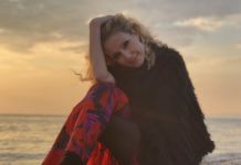 Η Όλγα Βενέτη ερμηνεύει εμβληματικά τραγούδια στο Half Note Jazz Club