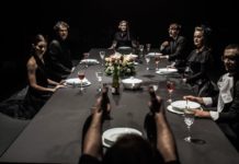 Οι νέες live streaming προβολές του Εθνικού Θεάτρου αρχίζουν με το “Σ’ Εσάς που Με Ακούτε”