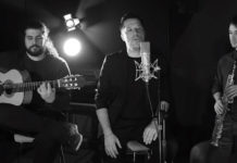 Αδάμ Τσαρούχης – “Just walk away” (διασκευή)