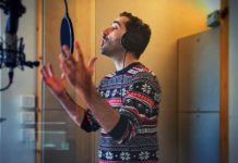 Ζαχαρίας Καρούνης – “Όσο Κρύβεις την Αγάπη”