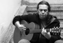 Ο Μπάμπης Παπαδόπουλος… ξαναβγαίνει “Απ’ τη Σπηλιά του Δράκου”