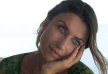 Klaudia Delmer – “Ζωή”