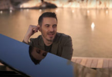 Μιχάλης Χατζηγιάννης – “Κανένας μόνος”