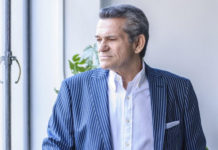 Ο Γιώργος Μαργαρίτης στη μουσική σκηνή Σφίγγα