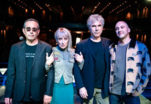 Μπλε feat. Georges Perin – “Ούτε Μαζί Ούτε Μακριά”