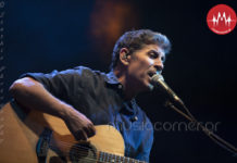 Ο Σωκράτης Mάλαμας στο Θέατρο Βράχων