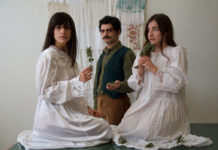 “Τα Τρία Φιλιά… η Σταχτιά Γυναίκα”, σε σκηνοθεσία Σοφίας Φιλιππίδου, στο Θέατρο Μεταξουργείο