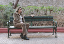 Σοφία Μάνου – “Κοίτα”