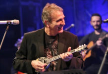 Γιώργος Νταλάρας – “Για τα μάτια σου”