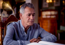 Παντελής Θαλασσινός & Παιδική Χορωδία Σπύρου Λάμπρου – “Ουρανέ μου”