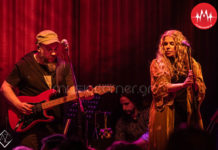 Πήραμε μια πρώτη γεύση από το «Πορτοκάλι» της Βιολέτας Ίκαρη και του Νίκου Ξύδη και μιλήσαμε μαζί τους…