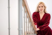 Η Ζαχαρούλα Κληματσάκη στη μουσική σκηνή Σφίγγα