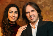 Νύχτες φωτεινές στο Χαμάμ με τον Βασίλη Λέκκα και την Γεωργία Δρακάκη