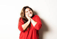 Η Δανάη Μπάρκα γίνεται ξανά η “Ουρανία” για λίγες μόνο παραστάσεις…