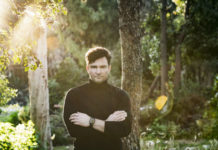 Ο Σταύρος Σαλαμπασόπουλος στο Caja de musica, σε μια μουσική παράσταση – γιορτή των Ερωτευμένων!