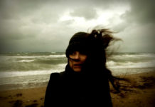 Δείτε το video clip για την «Μπαλάντα Της Μάνας» με την Κατερίνα Κυρμιζή