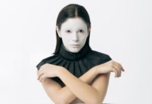 Η αιχμηρή “LULU” παρουσιάζεται στο Θέατρο Μικρό Άνεσις…