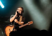 Ο Διονύσης Σχοινάς και η Demy, περιμένουν εσάς και τα …τετράποδα σας στην Τεχνόπολη!