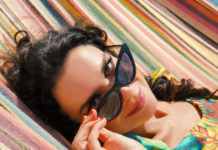 Κλεονίκη Δεμίρη – “Έλα να φύγουμε γι’ αλλού”