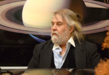 Έφυγε από τη ζωή ο σπουδαίος Βαγγέλης Παπαθανασίου