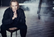 Ο Στέφανος Κορκολής στο Θέατρο Άλσος, με τον Πασχάλη και τη Σοφία Μανουσάκη