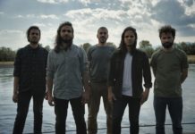 Οι “Ψύλλοι στ’ Άχυρα” κυκλοφόρησαν το EP “Όγδοη Μέρα”