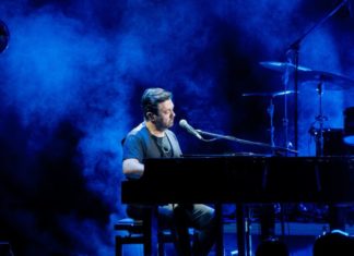 Ο Γιώργος Θεοφάνους στήνει «90’s Party» κάθε Κυριακή στη Medusa Athens