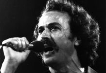 Ο Σταύρος Ξαρχάκος τιμά τον σπουδαίο Νίκο Ξυλούρη σε μια μεγάλη συναυλία στο Ηρώδειο!