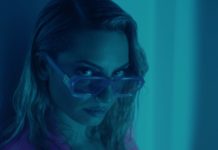 Daphne Lawrence – “Έφυγες”