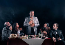 Ο “Κωλόκαιρος” του Αντώνη Τσιοτσιόπουλου σε σκηνοθεσία Γιώργου Παλούμπη στο Θέατρο Τζένη Καρέζη