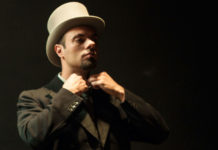 Ο Tenorman γίνεται “Dark Prince of the Cabaret”, στο Red Jasper!